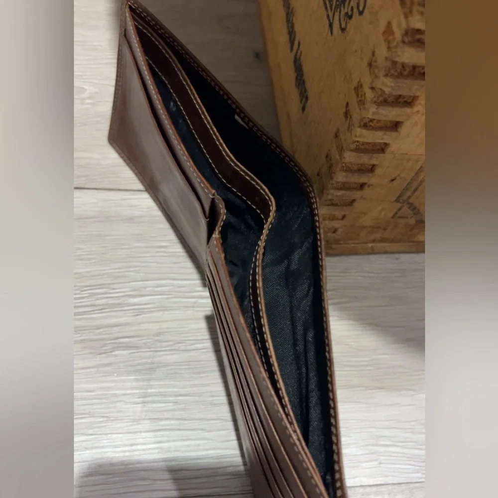 Stafford men's full-grain leather bifold wallet